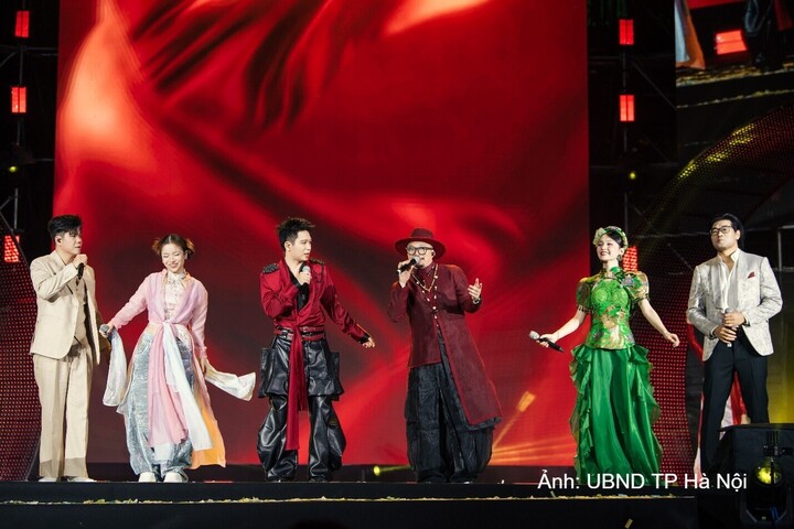 Festival Thăng Long - Hà Nội được đánh giá là điểm kết nối giữa phát triển văn hóa với phát triển kinh tế.