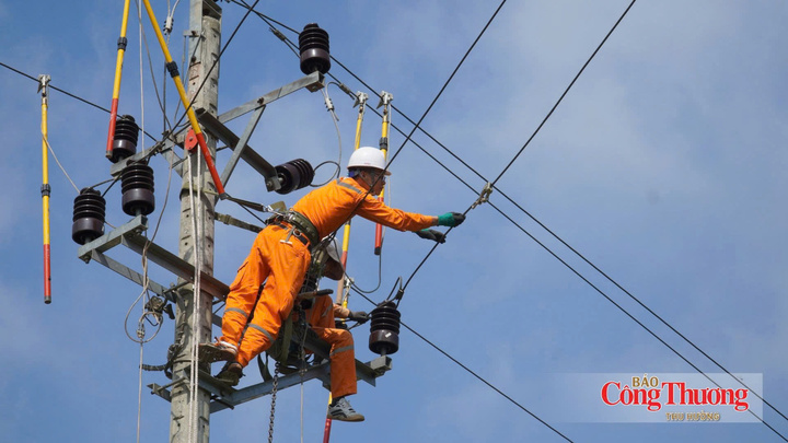 Đẩy mạnh phân cấp, cắt giảm thủ tục trong dự thảo Luật Điện lực. Ảnh minh hoạ