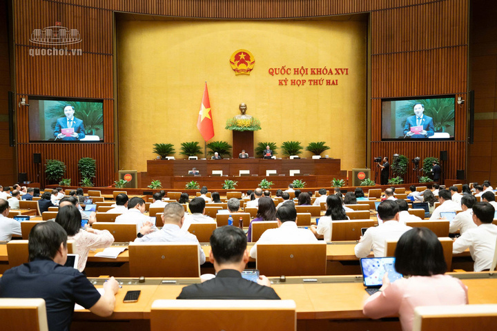 Ngày 22/10, Quốc hội khoá XVI tiếp tục chương trình Kỳ họp thứ 2. Ảnh: Quochoi.vn